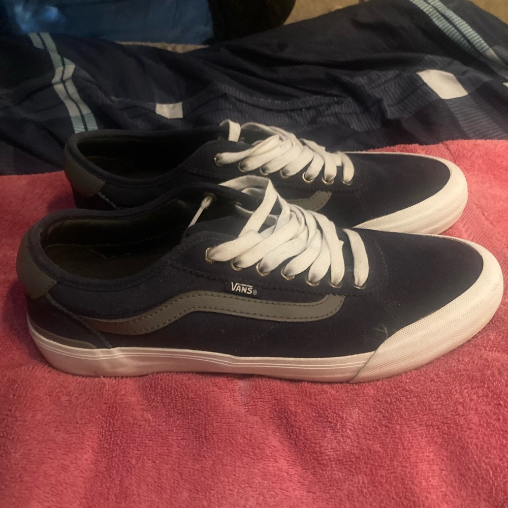Vans size 12 Old School Ultra Cush skateboarding shoes